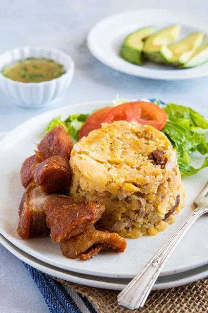 Tu Pais Newark Restaurant