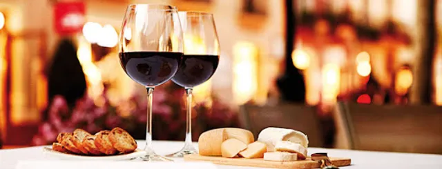 Golden Café, Bar Ristorante