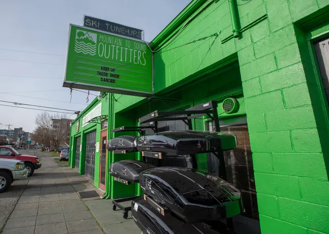 Mountain to Sound Outfitters