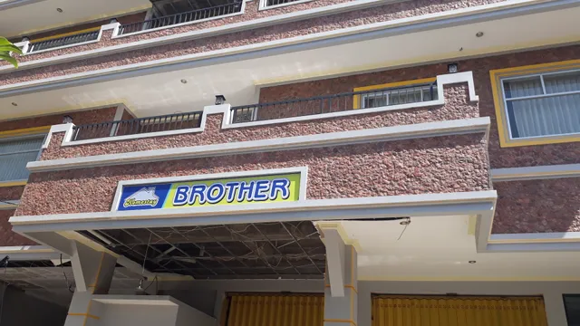 RedDoorz @ Brother Homestay Kupang