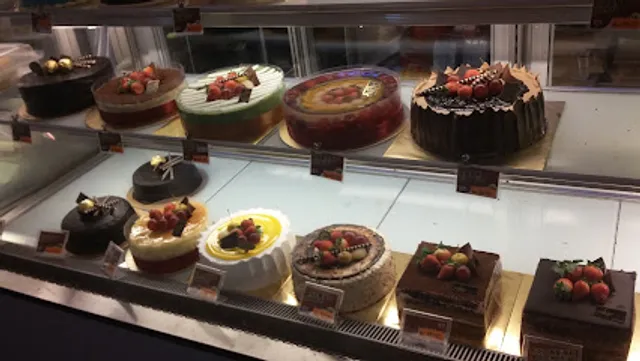 Yohan Cake House @ Gunung Rapat