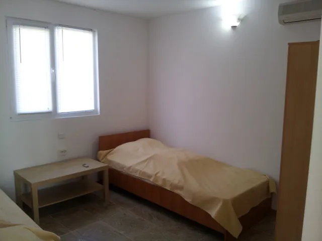 "The Happy Pike" Holiday Village