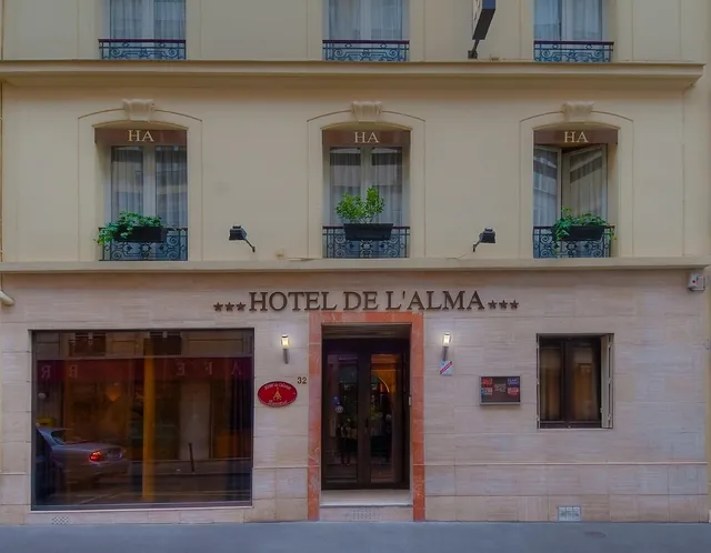 Hotel Almarine Eiffel by Malone