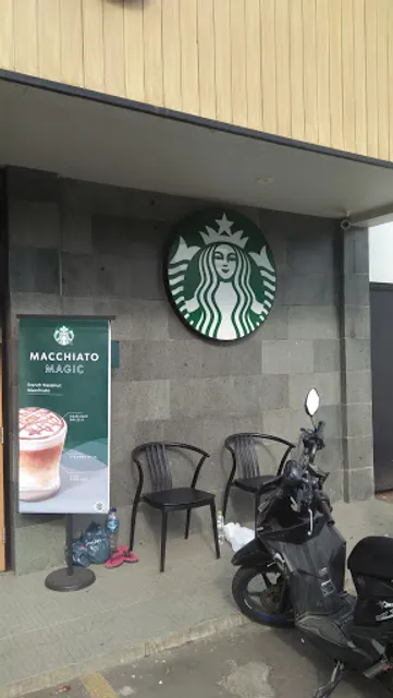 Starbucks Pondok Bambu