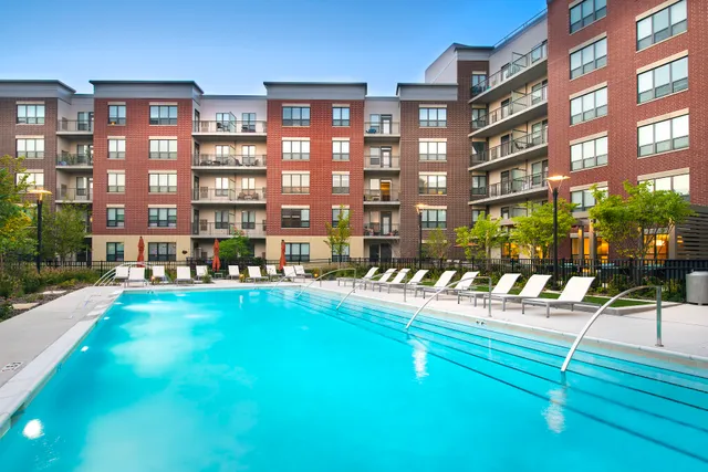 Ninety7Fifty On The Park