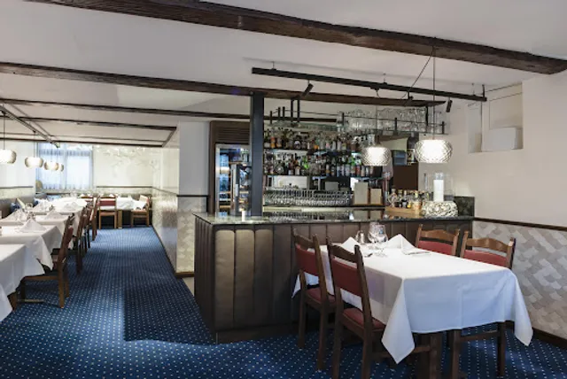 Hotel und Restaurant Rössli Stansstad AG