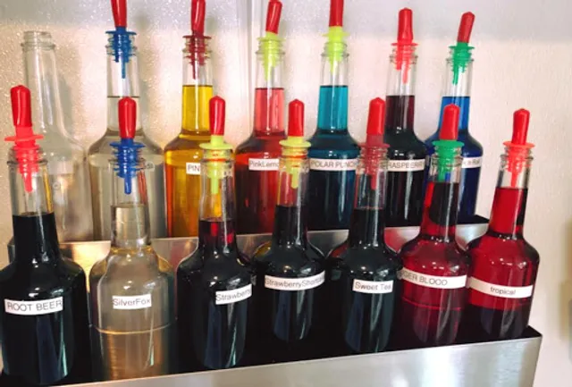 Da' Bayou Snowballs The Rock