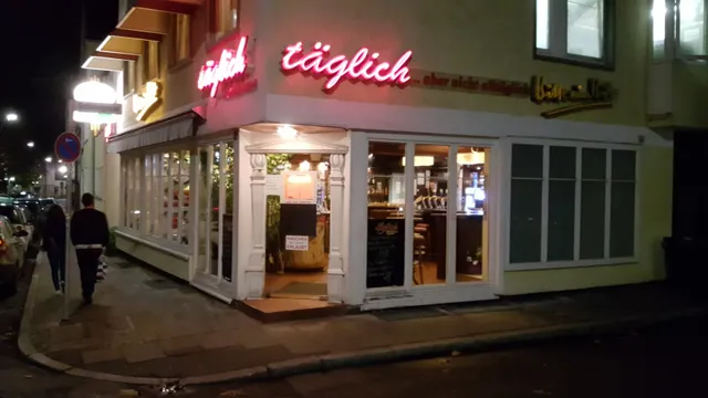 Gaststätte Café Brasserie Täglich