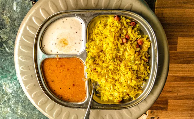 Shri Govindraj Pavbhaji & Snacks