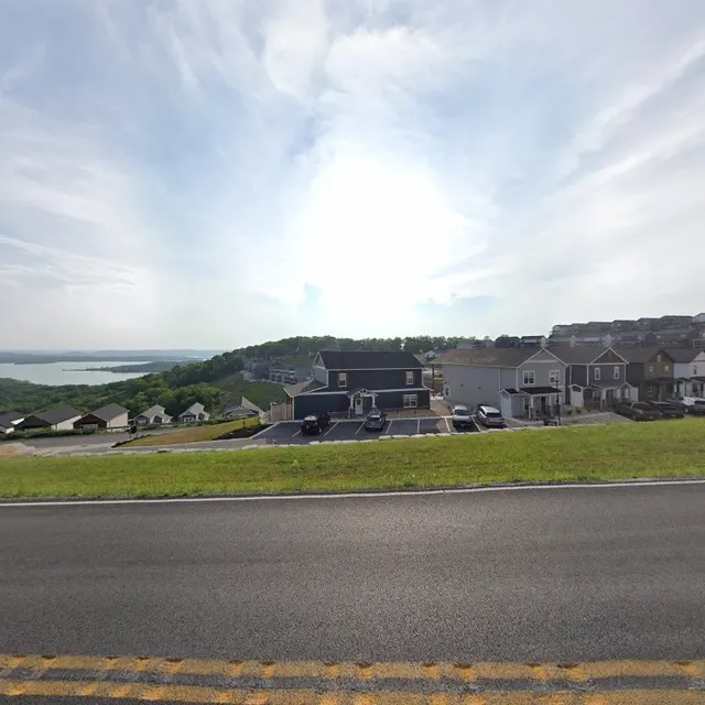 Boone Docks Lodge by Rent Branson