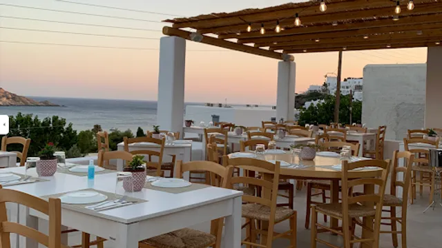 Methyra Ios Restaurant