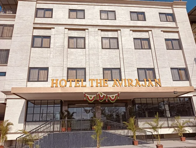 Hotel The Avirajan