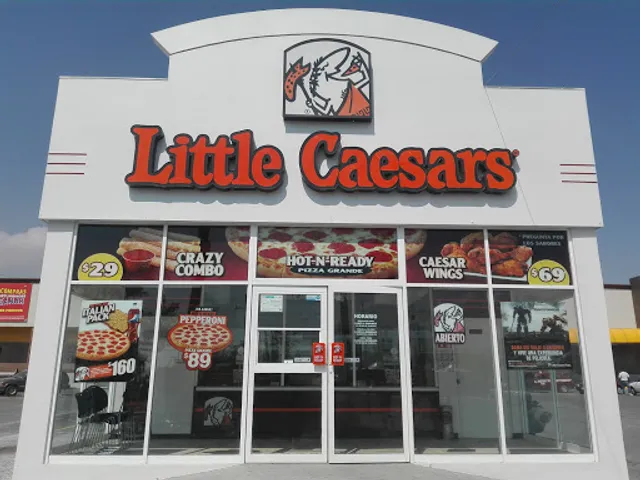 Little Caesars sucursal Garcia