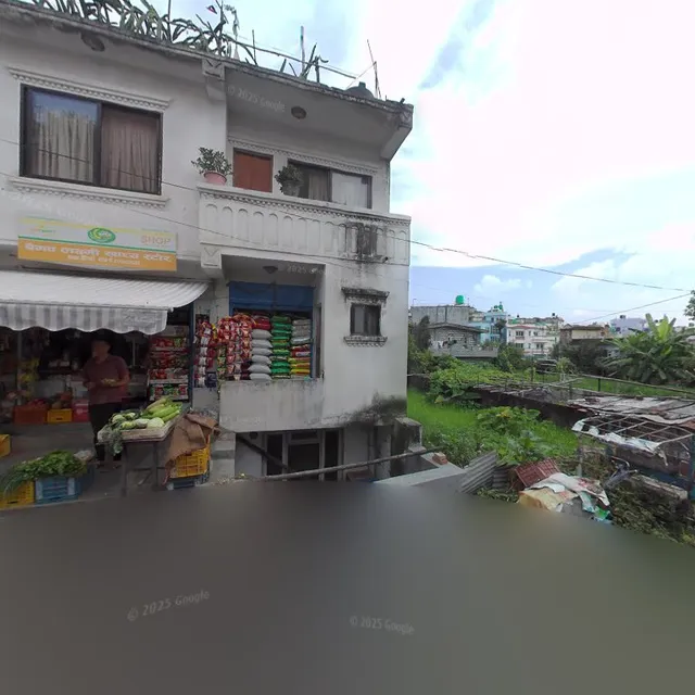 Sherpa kitchen, Gairigaun, Akasedhara, Kapan