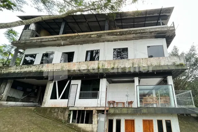 Villa A2 Trawas Mitra RedDoorz