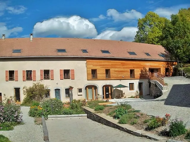 Comme un écrin...Chambre d'hôtes + Gîte Les Barbeyroux