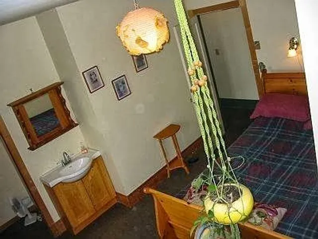 Carriage House Bed and Breakfast