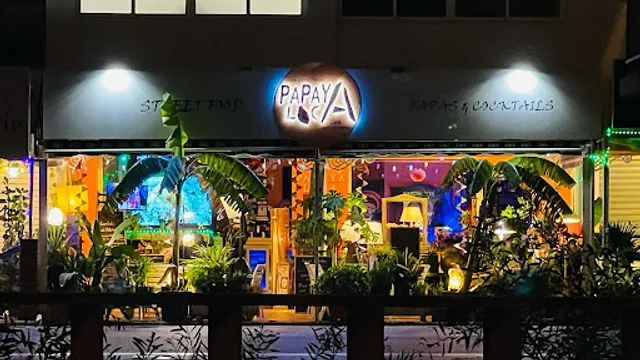 Papaya Loca Cafe - Cocktails and Tapas