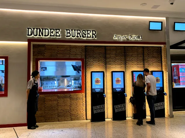 Madero & Jeronimo Burger Palladium