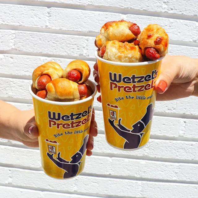 Wetzel's Pretzels Truck - Modesto