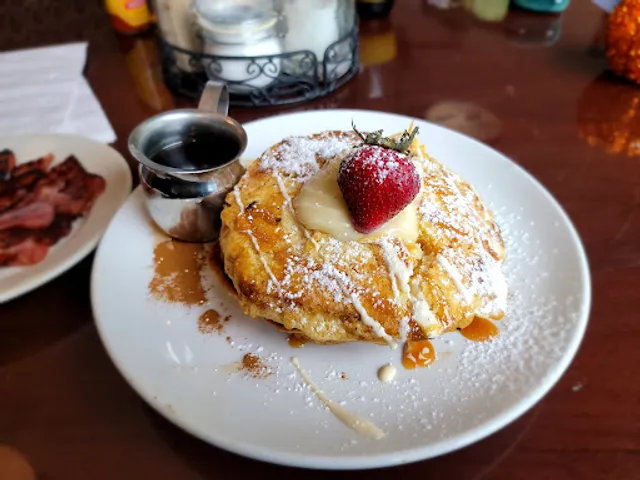 Boutique River Falls