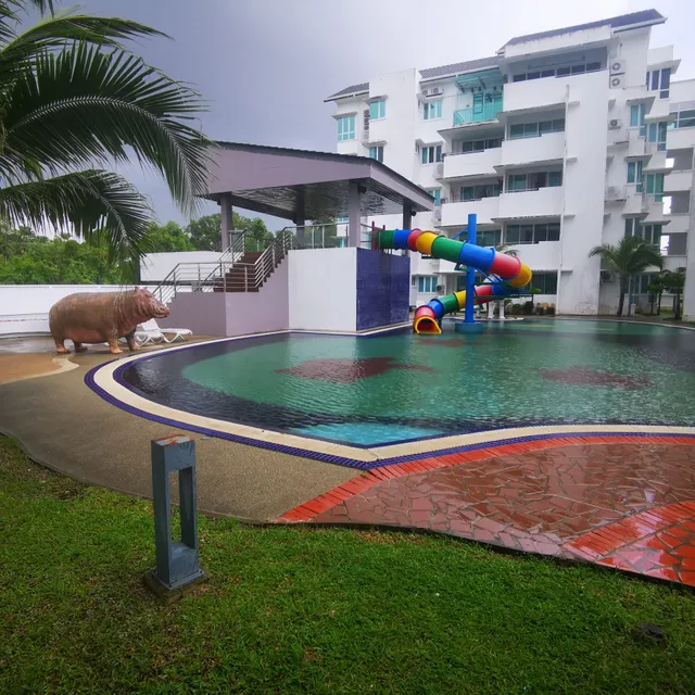 Homelite Resort Condominium