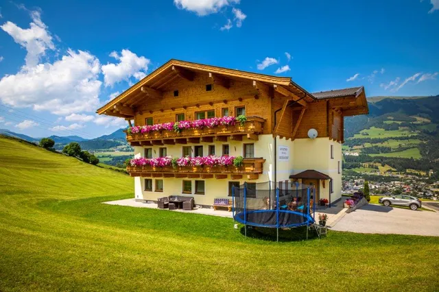 Ferienwohnungen Oberhaushof Fam. Kröll