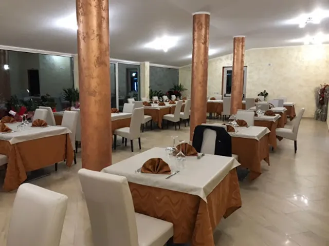 Ristorante Pizzeria B&b La Smorfia