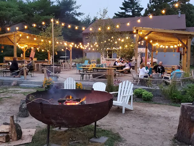 The Raw Bar at Island Creek Oyster Farm