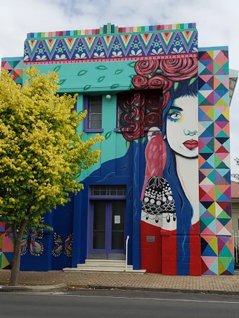 Sharky's Schnitzel & Burger House