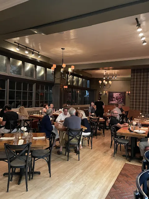 The Kenwood Restaurant