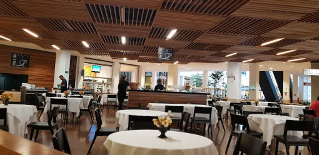 Tête à Tête Café