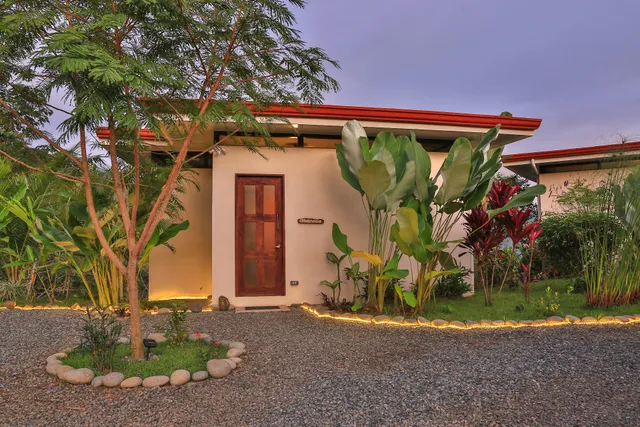 Nature's Edge Boutique Hotel