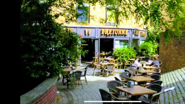 La Crêperie Bretonne La Mère Filloux