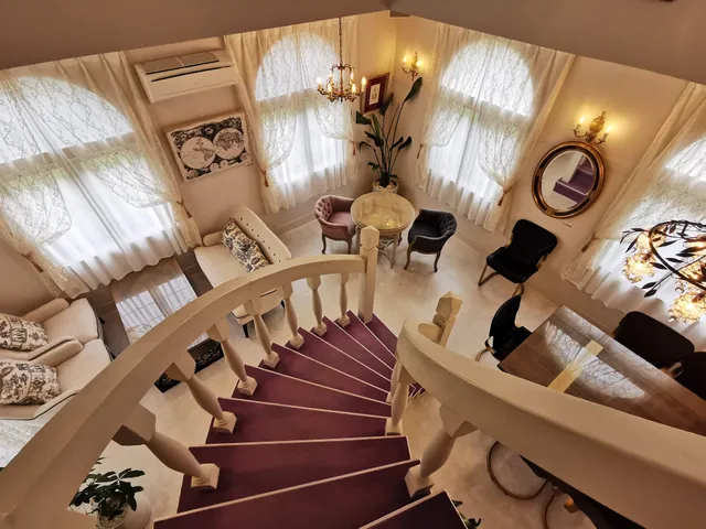 Palais de Tiara［ パラス・ド・ティアラ ］