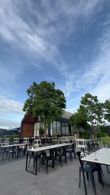 Quayside Cafe & Eatery