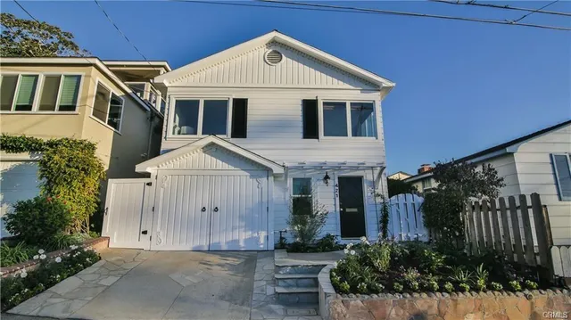 Alec Bradford with Pacific Sothebys Real Estate