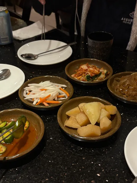 Hello Cupbop & K-Chicken (Korean restaurant)