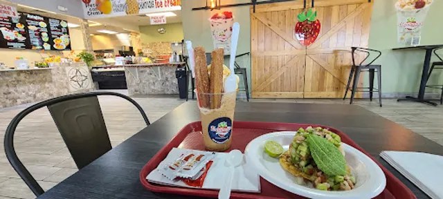 Frutilandia Country Club Dr.