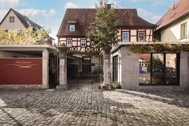 Weingut Pastoriushaus - Artur Steinmann