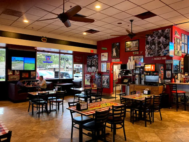 Joey D's Chicago Style Eatery & Pizzeria