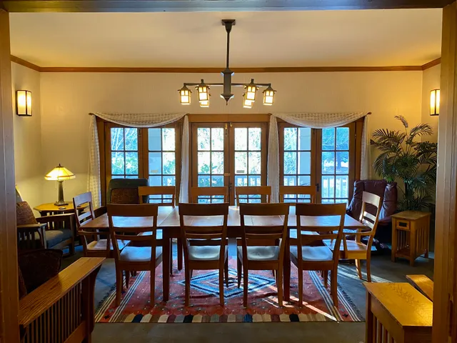 Sage Restaurant | The McCloud Hotel