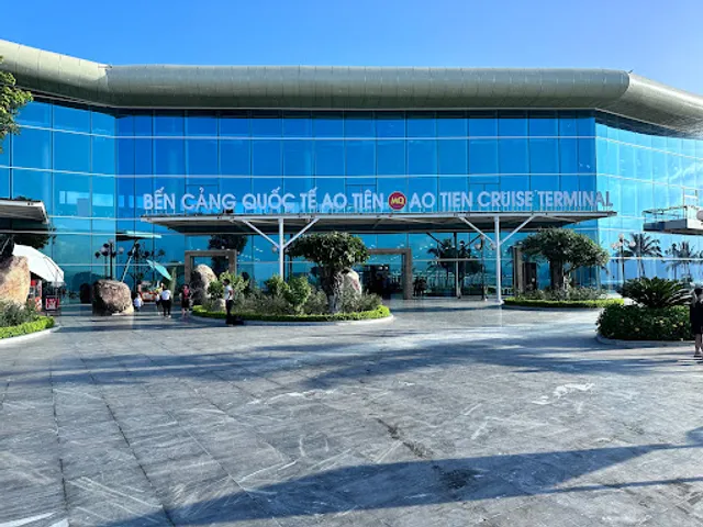 Bayview Lounge - Vân Đồn