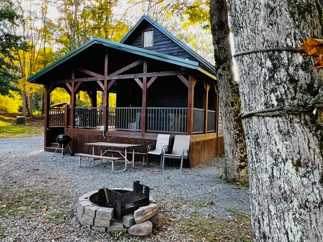 Revelle's River Resort