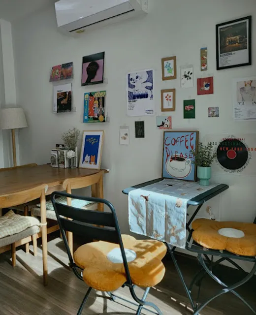 LazyCatzzz Home Coffee