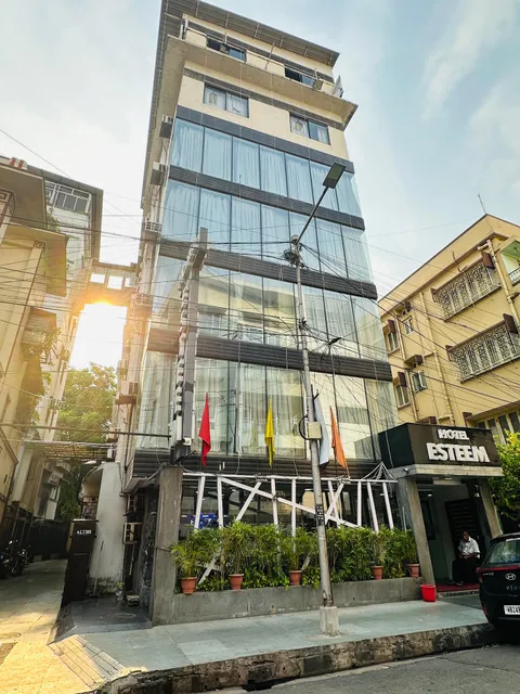 Hotel Esteem