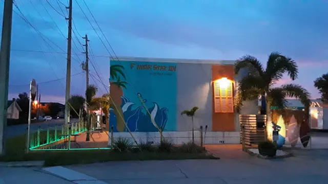 Flavor Station Food Truck Corner