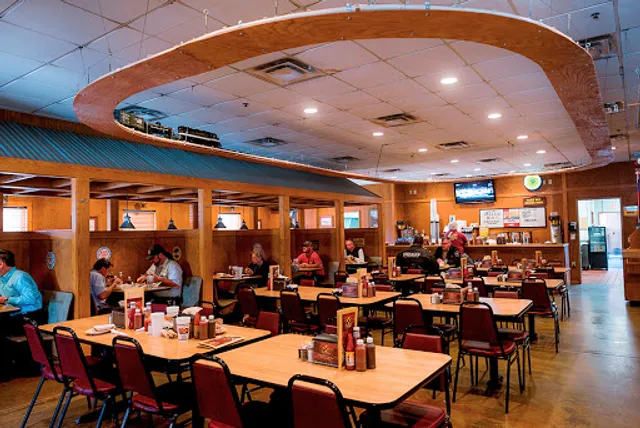 Jake's, an R&R Bar-B-Que Restaurant