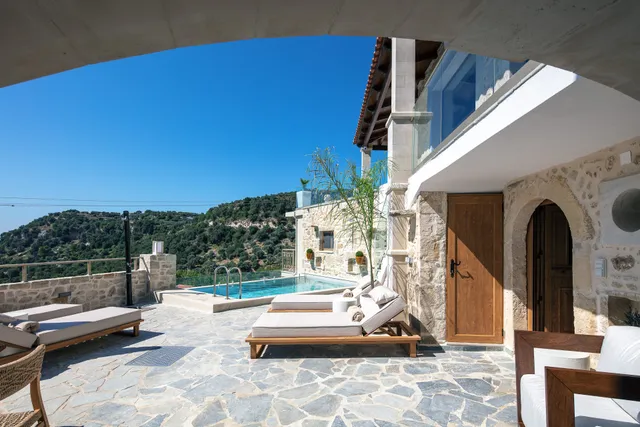 Moundros Luxury Villa & Spa