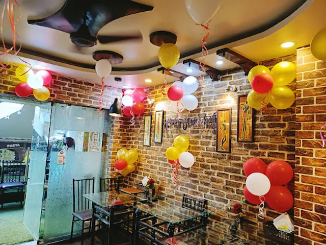 THE DOWN TOWN CAFE & RESTRO